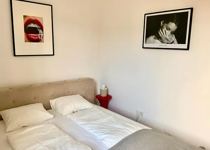 Exclusive Neue 8 * لينتز