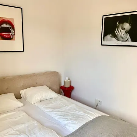 Exclusive Neue 8 * Linz